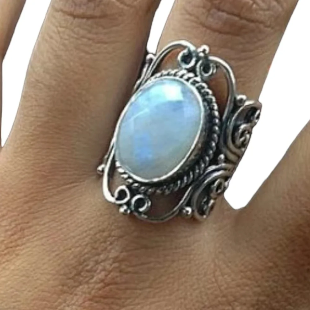 Antique Silver Vintage Style Moonstone Ring